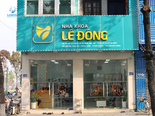 răng cửa mọc lệch: Nha khoa Lê Đông