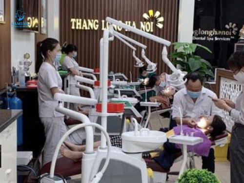 răng cửa mọc lệch: Nha khoa Thăng Long