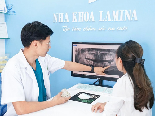 địa chỉ bọc răng sứ đông anh: bác sĩ tư vấn